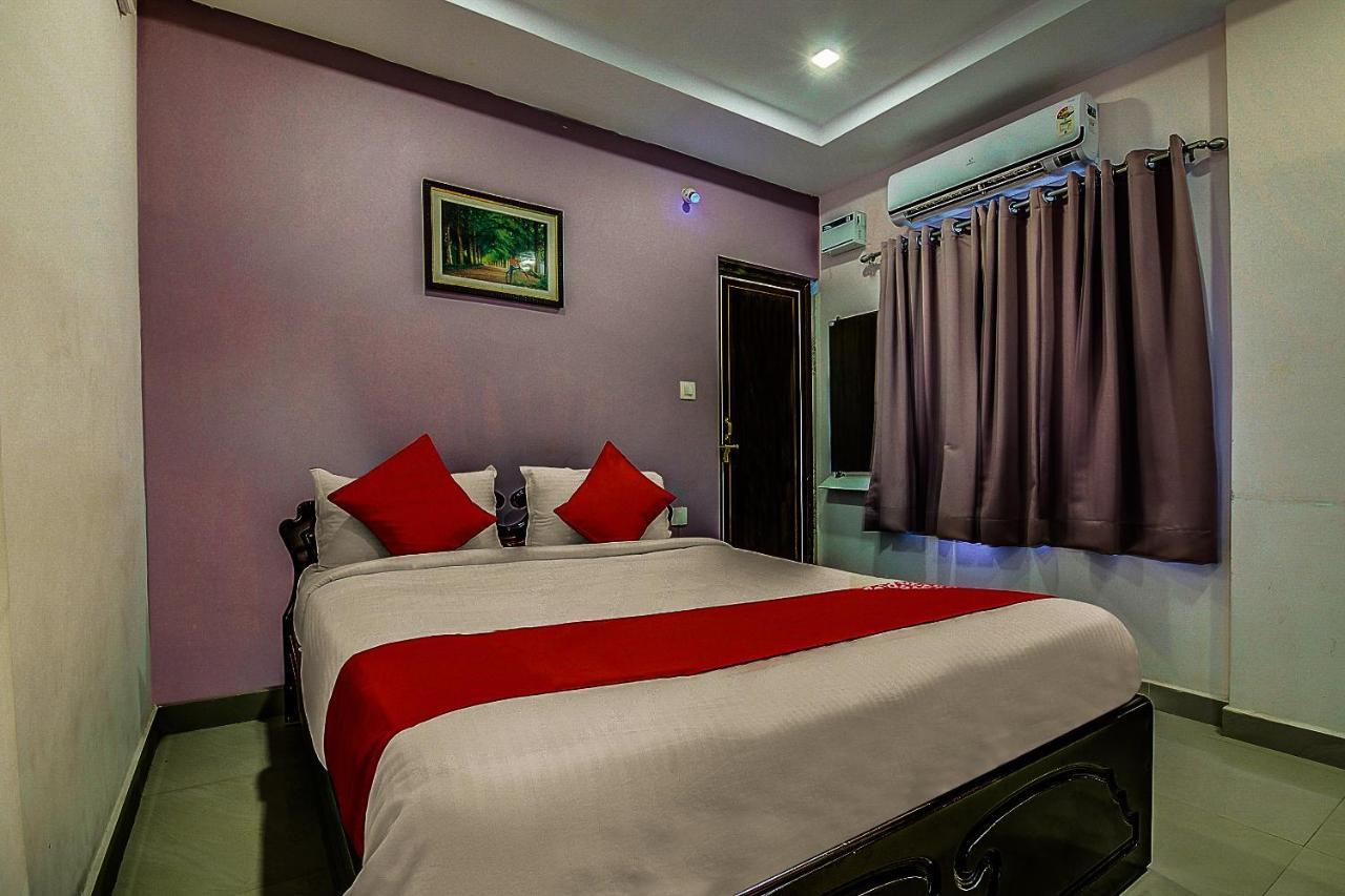 Oyo 8929 Stay Siddhartha Residency Jalāripeta Esterno foto