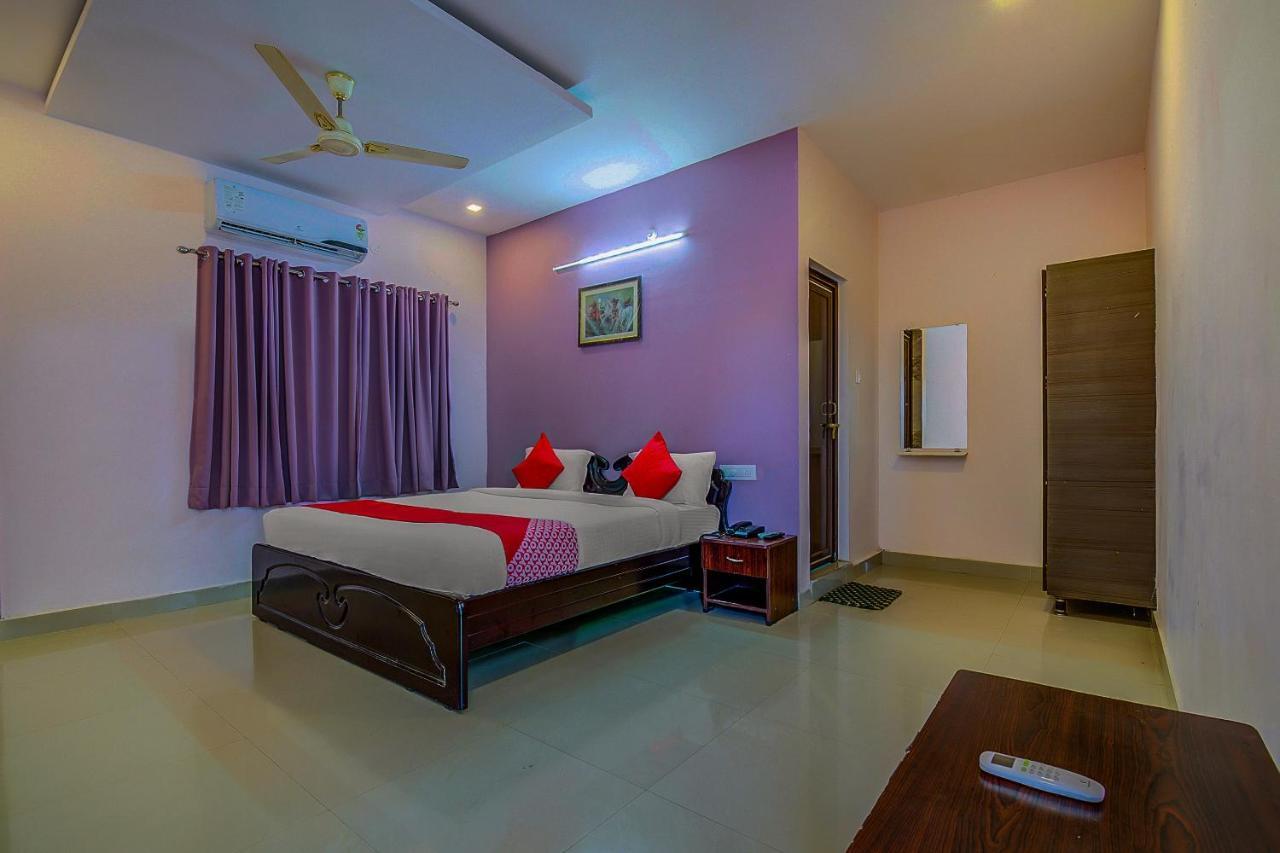 Oyo 8929 Stay Siddhartha Residency Jalāripeta Esterno foto